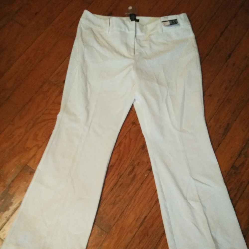 NWT NY & CO. WHITE DRESS PANTS